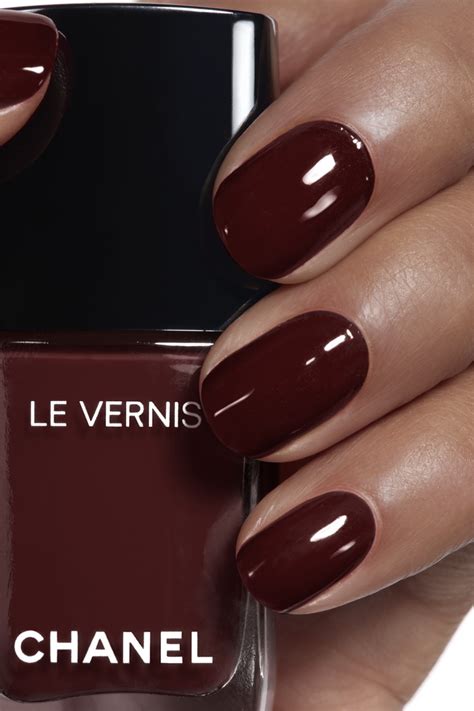 vernis de chanel langanhaltend|le vernis longwear nail color.